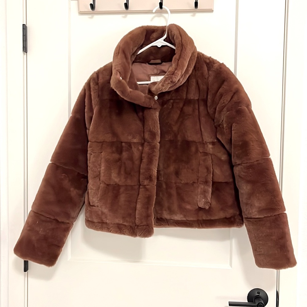NWOT Abercrombie - Faux Fur Puffer Coat - Worn once